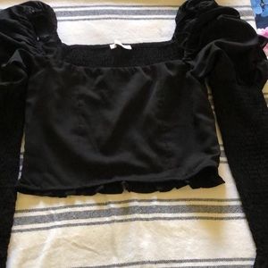 Brand new (no tags) , scrunched sleeve top